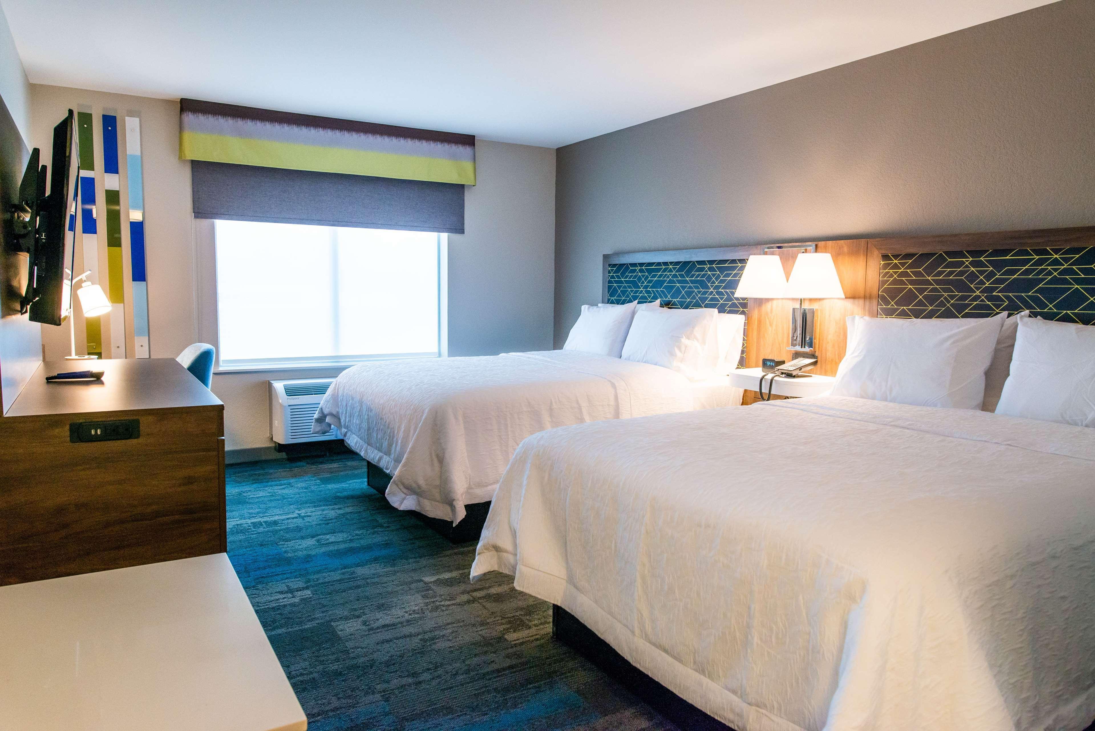 Hampton Inn Paris Exterior photo